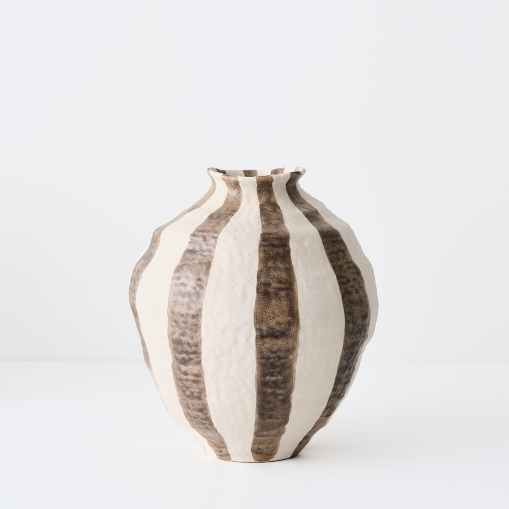 Oreio Chocolate Vase (30cm)