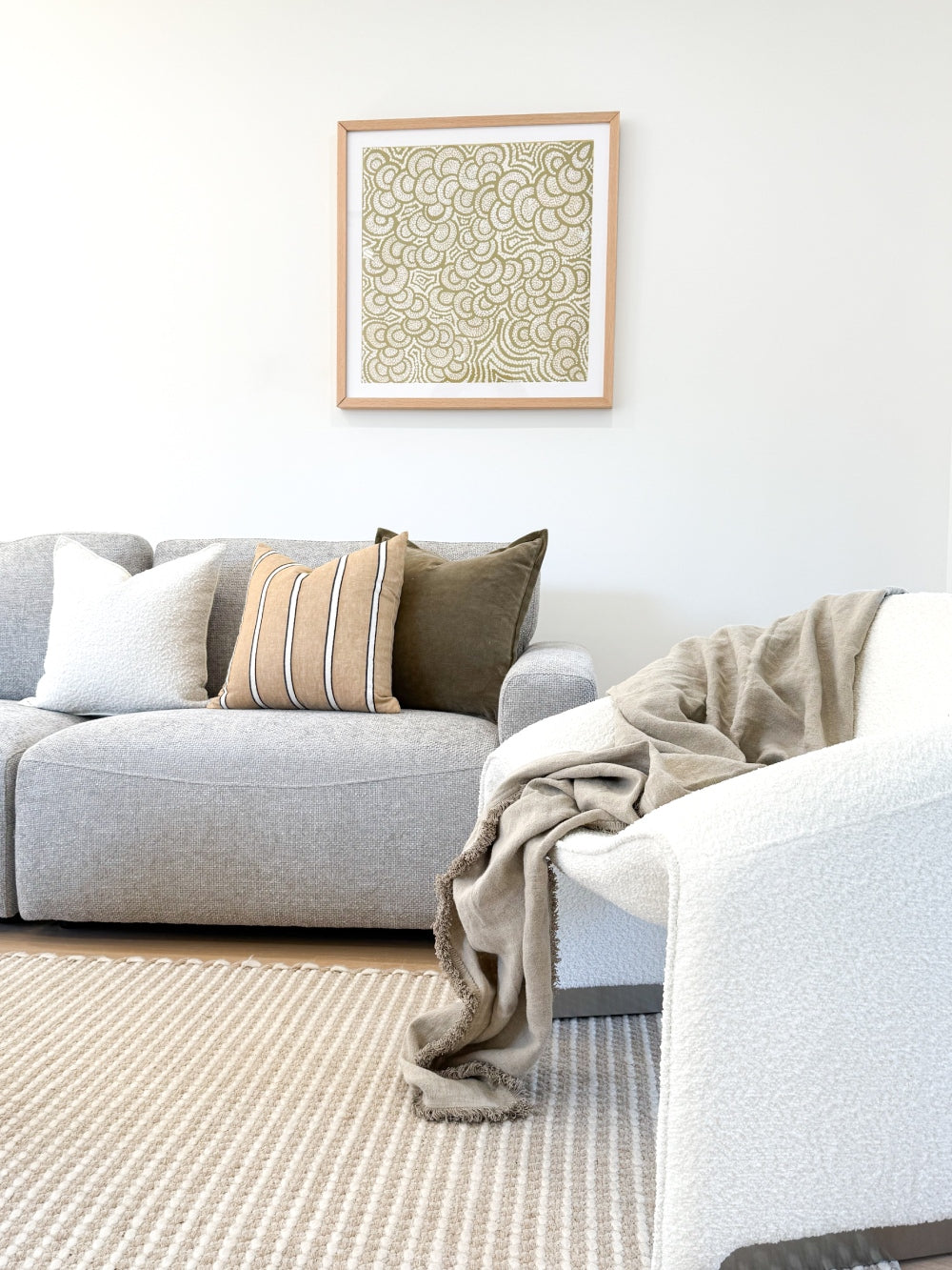 Yindi | The Light Between