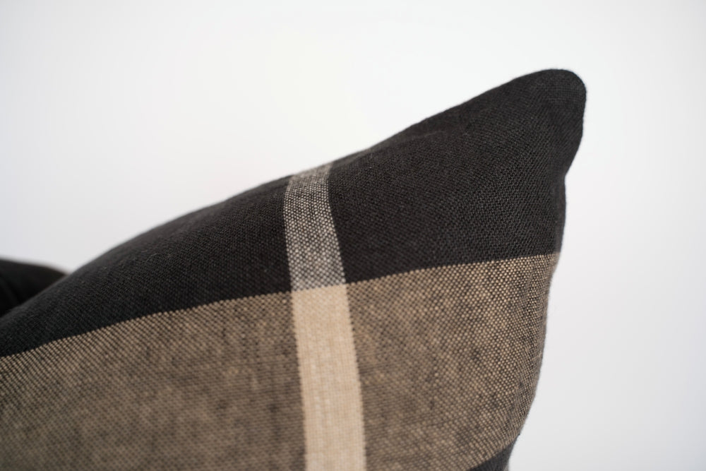 Dante Midnight Cushion