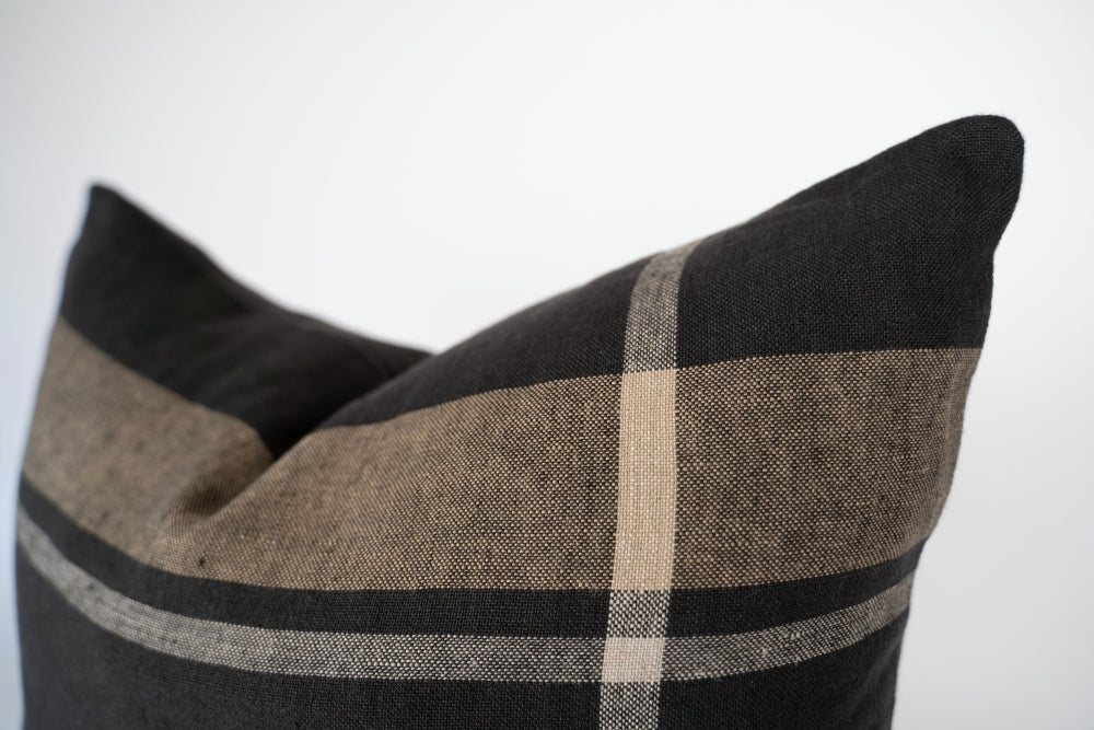 Dante Midnight Cushion