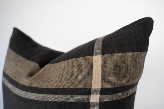 Dante Midnight Cushion