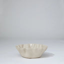 Ruffle Bowl Chalk White (medium)