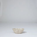 Ruffle Bowl Chalk White (small)